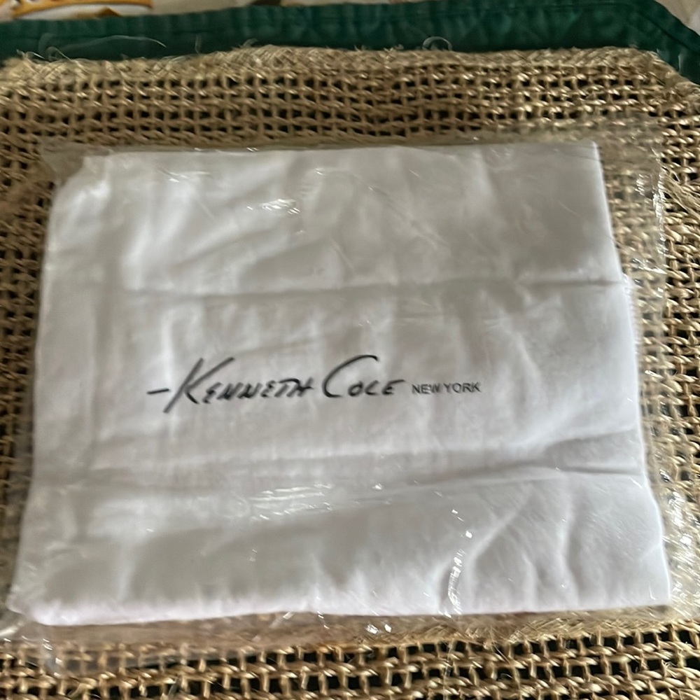 Kenneth Cole Shoe Dust Bag